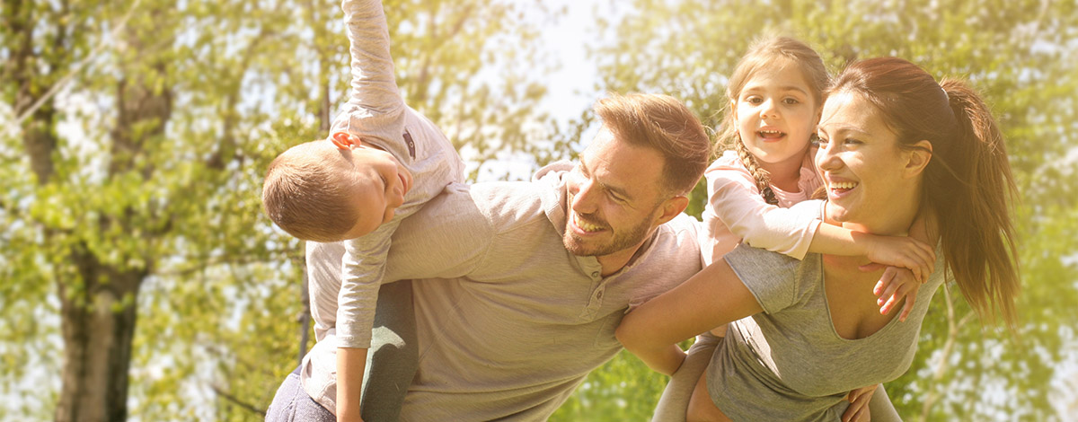 Spring Personal Banner1 happy family